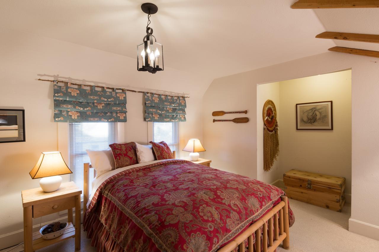 Bed & Breakfast Astor House 3*